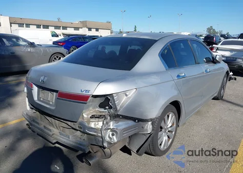 2011 Honda Accord 3.5 Ex-L z USA, uszkodzony, nr VIN 1HGCP3F8XBA008807